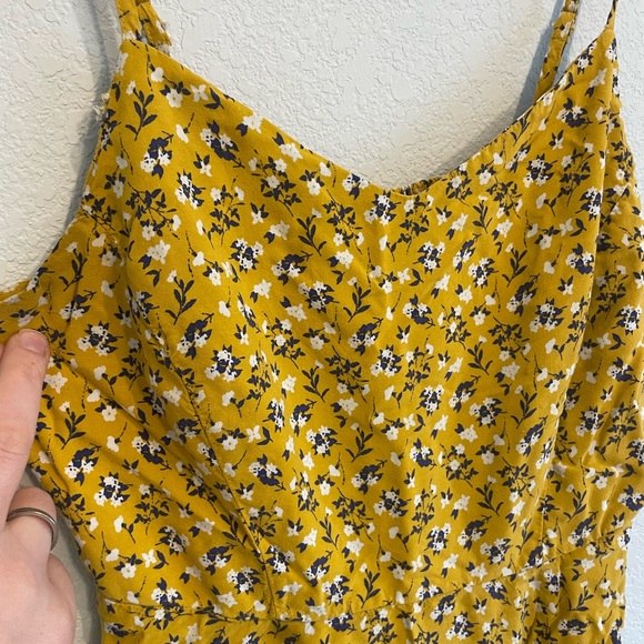 Old Navy Yellow Floral Mini Dress Size Medium - Picture 5 of 9